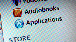 Get rid of false iTunes application update icon that won\'t go away